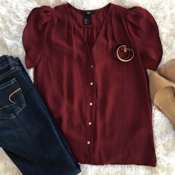 H&M Tops - H&M burgundy blouse with cap sleeves